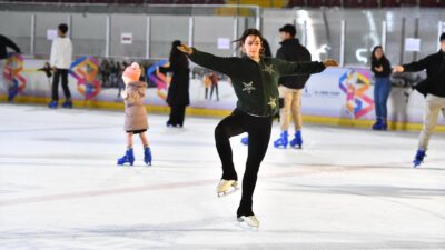 İzmir Büyükşehir Belediyesi Buz Sporları Salonu 13 Ekim’de kapılarını açıyor.