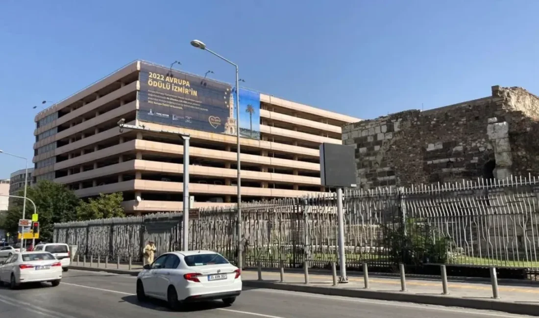 İzmir’in merkezindeki önemli noktalardan biri olan Çankaya Katlı Otopark ve