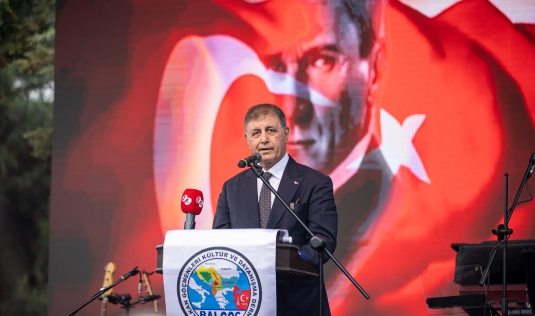 Başkan Cemil Tugay, 12. Balkan Şenliği’nde birlik ve dayanışma vurgusu