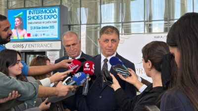 İzmir Büyükşehir Belediye Başkanı Dr. Cemil Tugay, CHP milletvekillerinin sahada