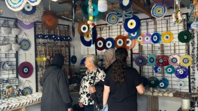 Çiğli Belediyesi’nin kadınlara özel kültürel gezisi Nazarköy’de devam etti. El