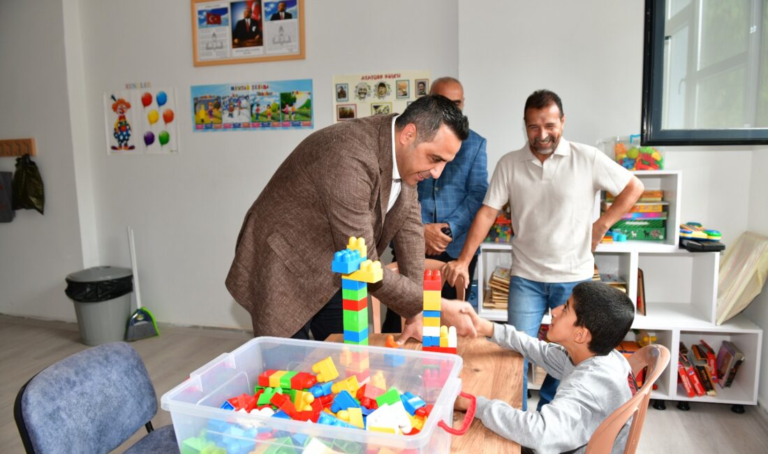Çiğli Belediye Başkanı Onur Emrah Yıldız, Küçük Çiğli’de altyapı çalışmalarını