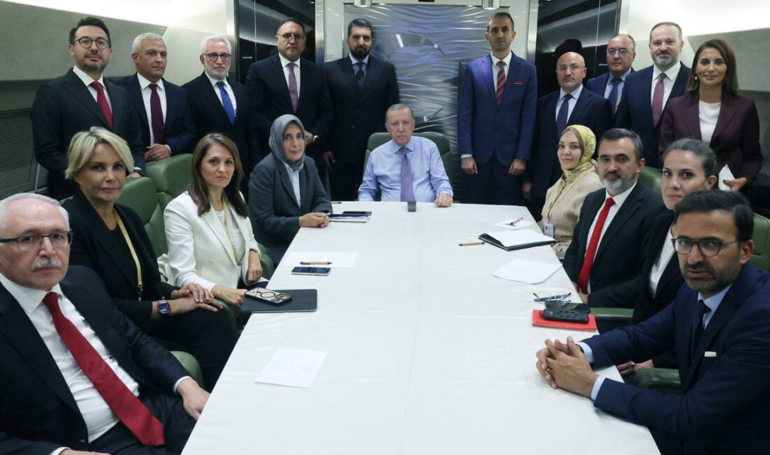 Cumhurbaşkanı Erdoğan, Mısır dönüşünde “Gazze’deki görev gücünde Mehmetçik yer alacak