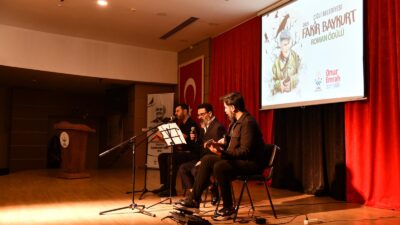 Fakir Baykurt roman yarışması 6. kez sahibini buldu Çiğli Belediyesi tarafından düzenlenen Fakir Baykurt Roman Yarışması’nın bu yılki