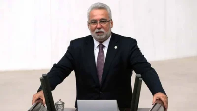 Cumhurbaşkanına hakaret suçlamasıyla gözaltına alınan eski AKP İzmir Milletvekili Hüseyin