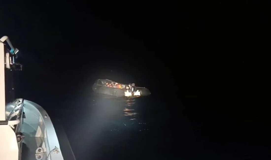 Yunanistan tarafından Türk kara sularına geri itilen göçmenlerin dramı bir