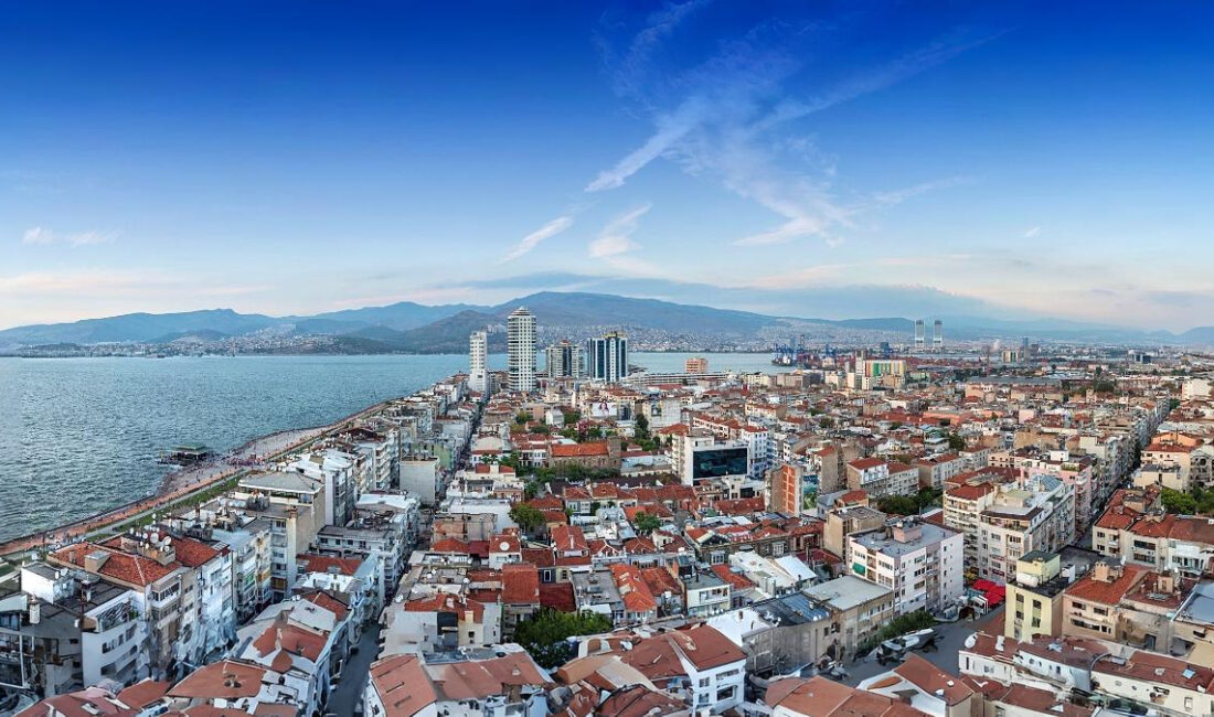 AK Partili Kaya duyurdu: İzmir’de evini yenileyene düşük faizli kredi! İzmir, “İklim ve Afetlere Dayanıklı Şehirler Projesi” kapsamında pilot il