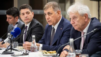 İzmir Ekonomik Kalkınma Kurulu’nda konuşan Başkan Cemil Tugay, kuraklık riskine