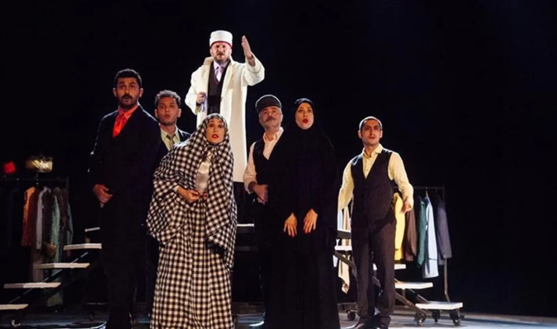 İzmir Büyükşehir Belediyesi’nin düzenlediği 5. İzmir Tiyatroları Buluşması, 15-29 Ekim