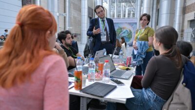 İzmir Büyükşehir Belediyesi ev sahipliğinde Fuar İzmir’de gerçekleştirilen LOGISTECH –