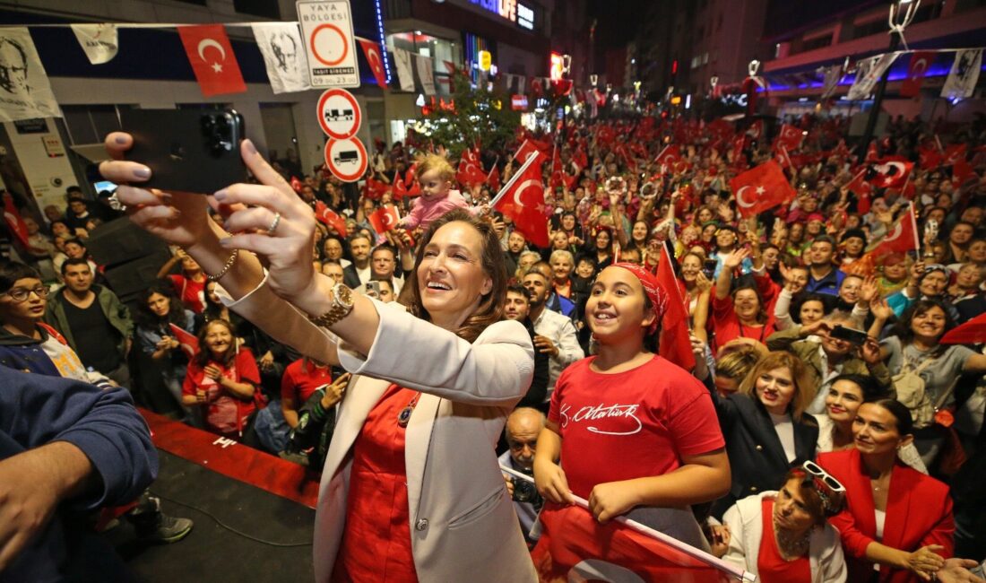 Karşıyaka, Cumhuriyet’in 102. yılını coşku ve gururla kutlamaya hazırlanıyor. 28