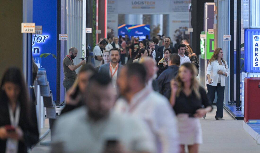 İzmir Büyükşehir Belediyesi’nin ev sahipliğinde düzenlenen LOGISTECH Fuarı, denizcilik ve