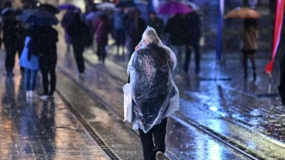 Yurdun büyük bir bölümünde dün akşam saatlerinde etkini gösteren kuvvetli