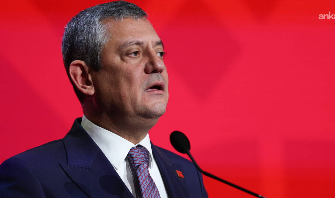 Özgür Özel: ”Yarın Çağlayan’da Ekrem İmamoğlu’nun yanında olacağım” CHP Genel Başkanı Özgür Özel, İsviçre’den Türkiye’ye dönerek, tutuklu CHP