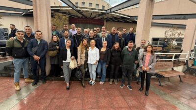 Konak Meclisi'nde AK Partili Faruk Kartal, Belediye Başkanı Nilüfer Çınarlı