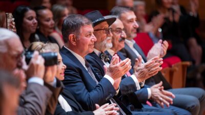 İzmir’in kültür ve sanat kahramanları Homeros Ödülleri’nde buluştu. Başkan Tugay,