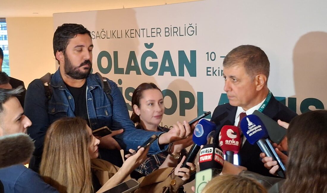 İzmir Büyükşehir Belediye Başkanı Cemil Tugay, İZBAN’ın mevcut iki başlı