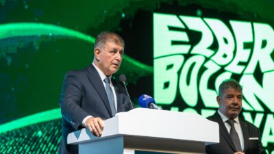 5.Ezber Bozan Mobilya Tasarım Yarışması’nın ödül töreninde konuşan Başkan Cemil