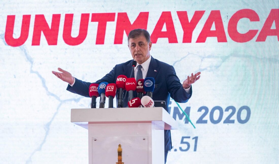 İzmir Büyükşehir Belediye Başkanı Dr. Cemil Tugay, 30 Ekim depreminin