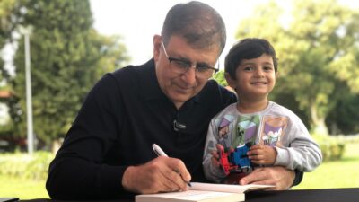 İzmir Büyükşehir Belediye Başkanı Dr. Cemil Tugay, tutuklu İstanbul Büyükşehir