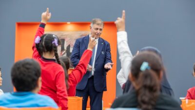 İzmir Büyükşehir Belediye Başkanı Dr. Cemil Tugay, Kültürpark’taki İlber Ortaylı