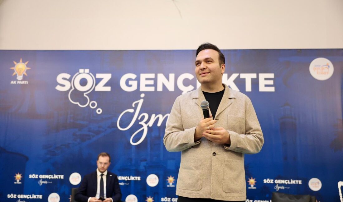 Yusuf İbiş İzmir’de gençlerle buluştu: “Gençlik bizim en büyük gücümüz” AK Parti Gençlik Kolları Genel Başkanı Yusuf İbiş, İzmir’de düzenlenen