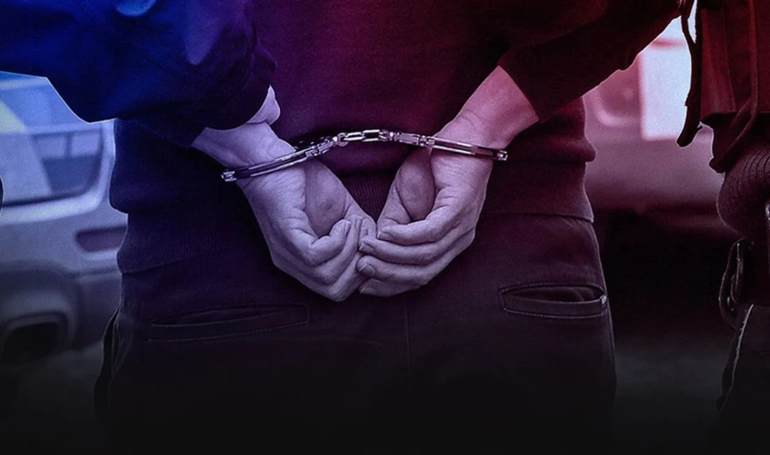 İzmir polisi, uyuşturucu ve silah ticaretine büyük darbe vurdu. İki