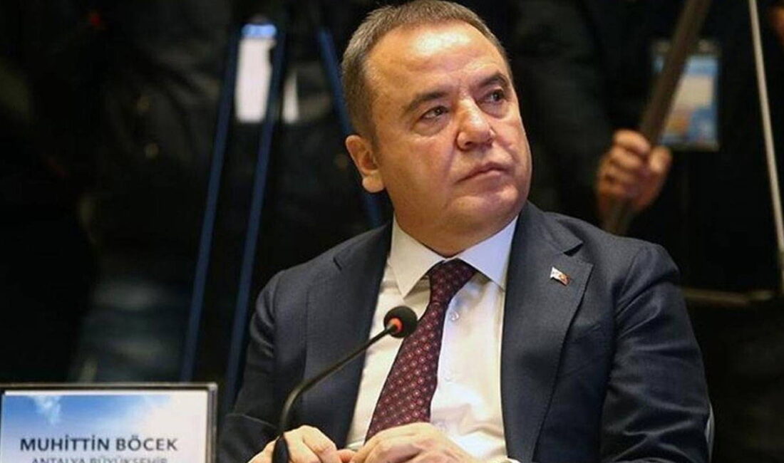 Antalya Büyükşehir Belediye Başkanı tutuklu Muhittin Böcek, cezaevinde etkin pişmanlık