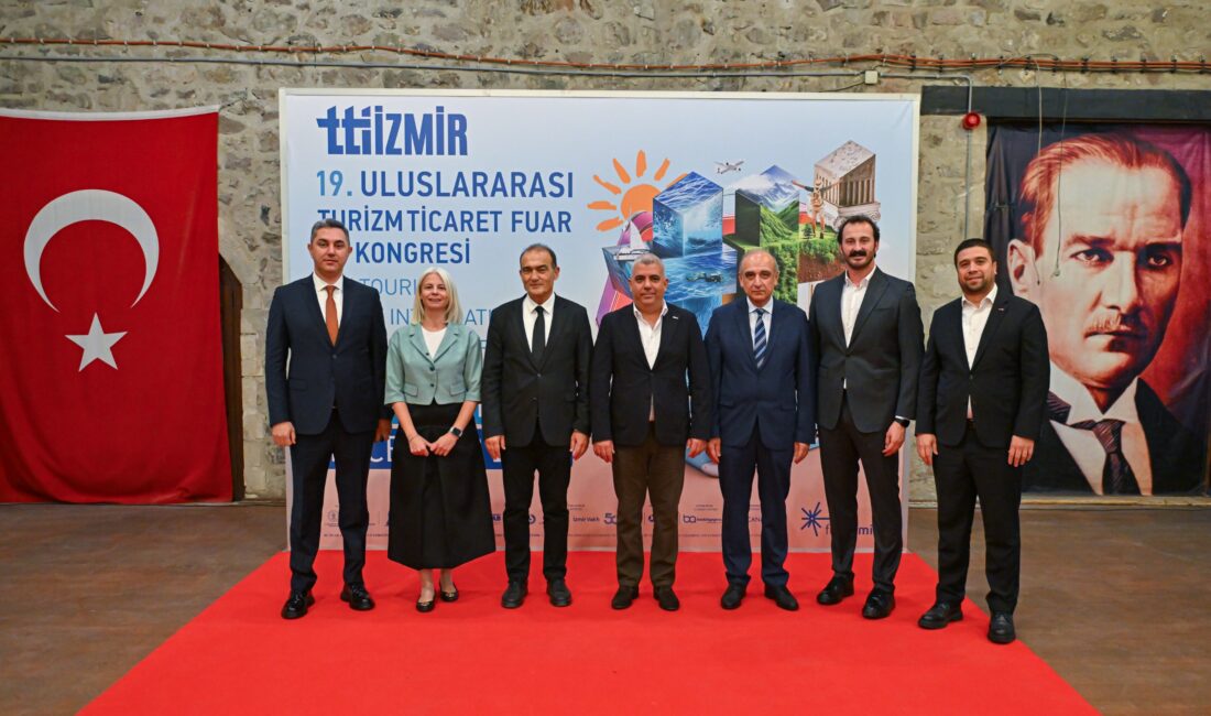 İzmir Büyükşehir Belediyesi ev sahipliğinde düzenlenen TTI İzmir sektör toplantısı