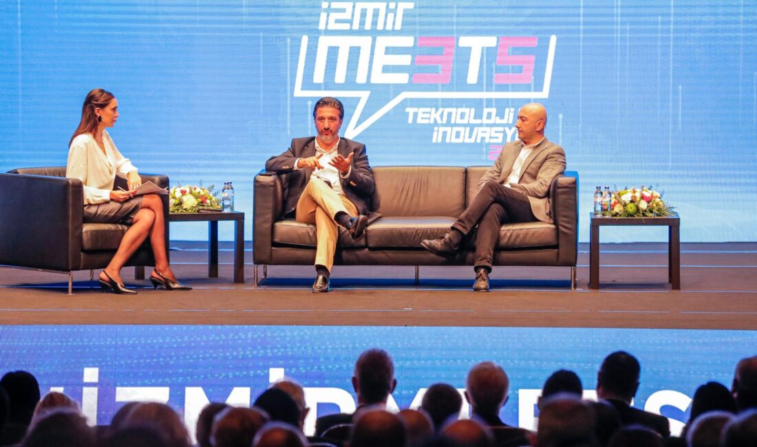 İzmir’deki buluşmada yapay zekanın iş dünyasını sessizce ele geçirdiği, artık