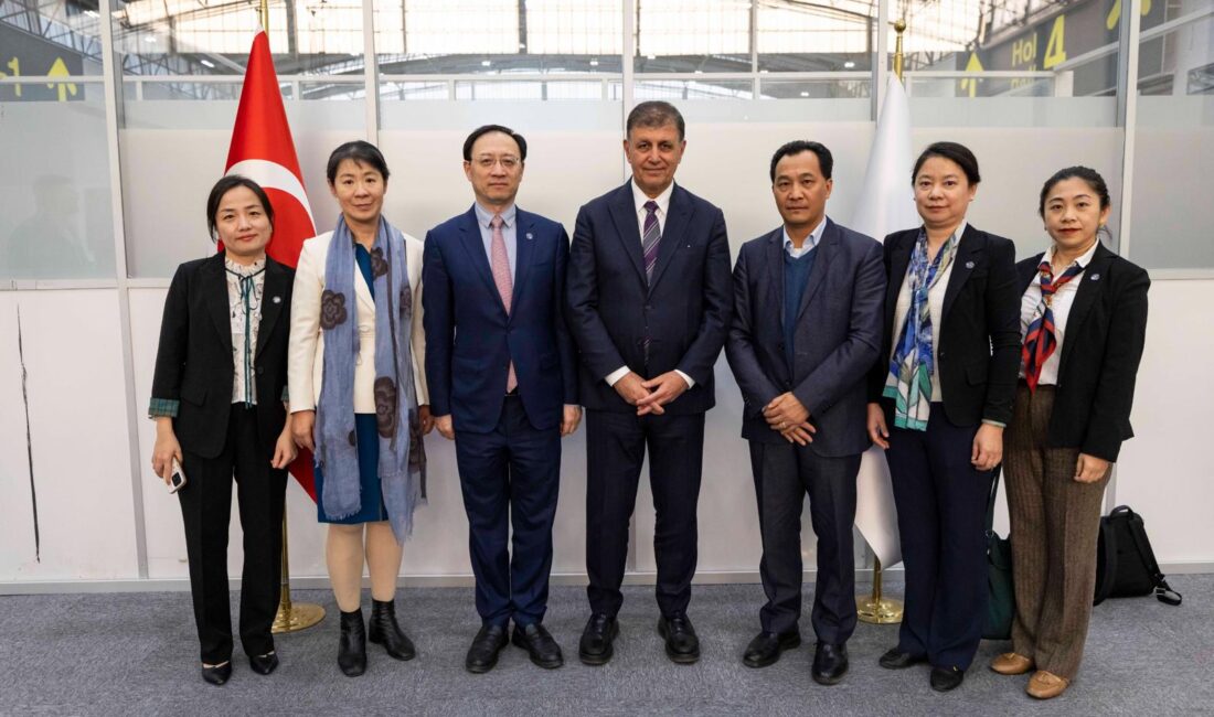 Yaşlı nüfusu hızla artan Şanghay, İzmir’deki yaşam boyu öğrenme uygulamalarını