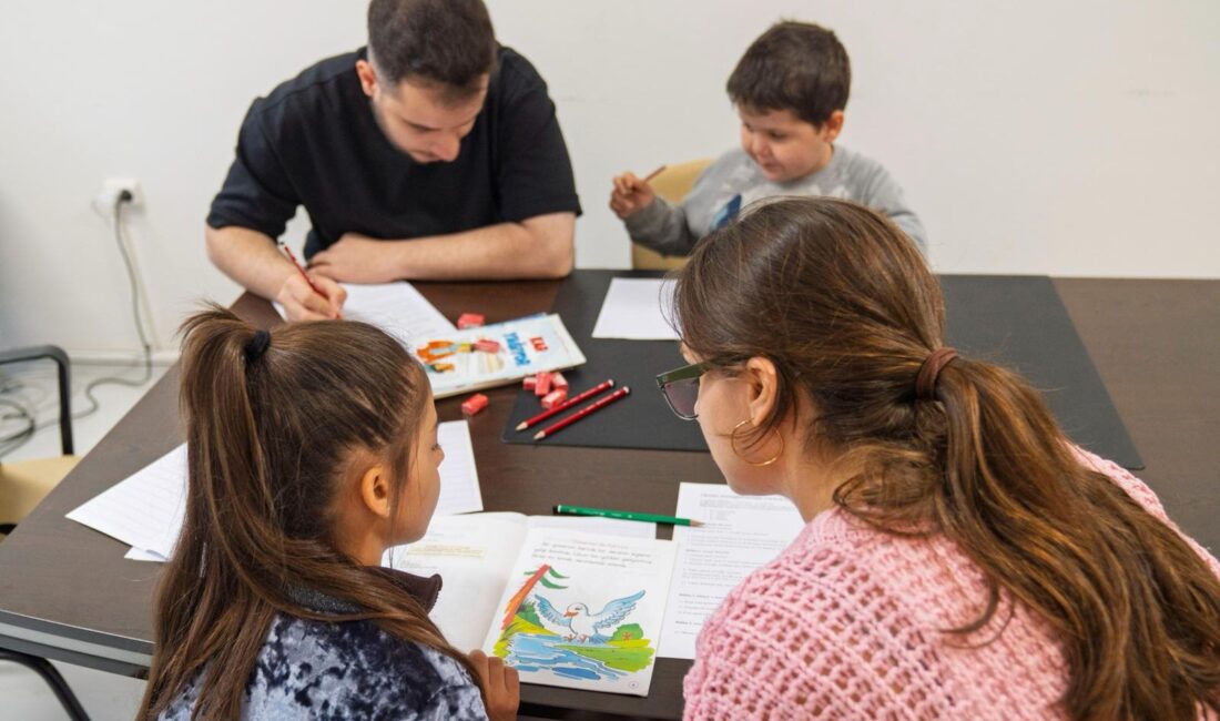 İzmir Büyükşehir Belediyesi, okuma yazma güçlüğü çeken çocukların gelişimine destek