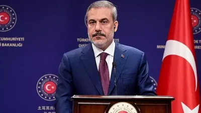 İstanbul’da Gazze’ye ilişkin düzenlenen bölgesel dışişleri bakanları toplantısında konuşan Hakan