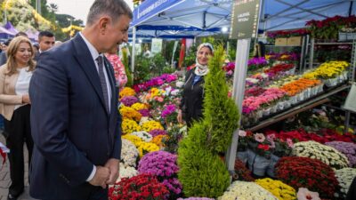 Kültürpark’ta ikinci kez düzenlenen İzmir Balkon ve Bahçe Bitkileri Festivali