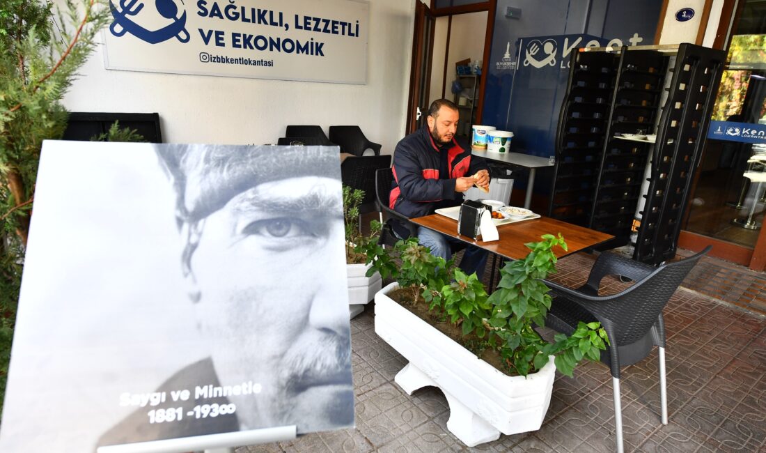 Atatürk’ün anıldığı bu özel günde İzmir Büyükşehir Belediyesi, dayanışma ve