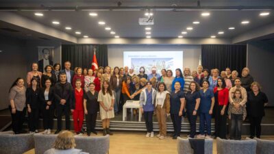 Bornova Belediyesi Sağlıklı Yaş Alma Merkezi’nde yeni dönem coşkulu bir