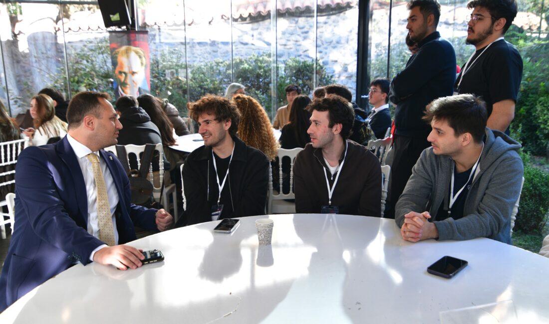 Hackathon 2025’te üniversite öğrencileri, 36 saat boyunca afet yönetimi ve