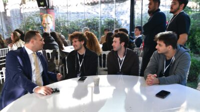 Hackathon 2025’te üniversite öğrencileri, 36 saat boyunca afet yönetimi ve