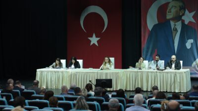 AK Partili üye “popülist ödeme” çıkışıyla Başkan Nilüfer Çınarlı Mutlu’yu