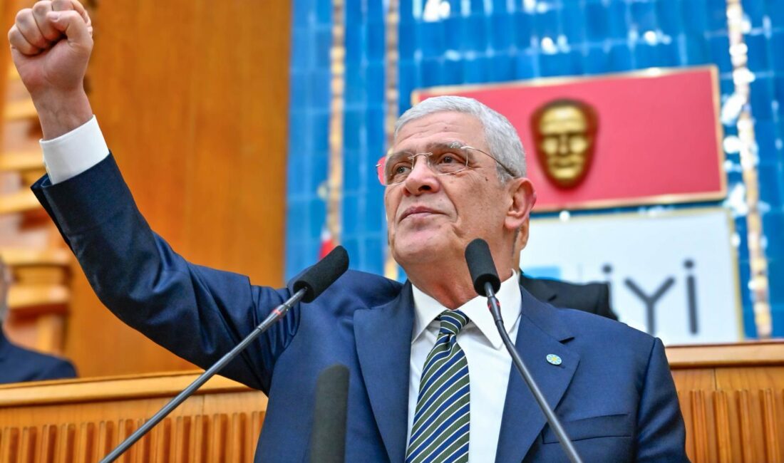 İYİ Parti Genel Başkanı Müsavat Dervişoğlu, partisinin 4. Olağan Kongresi’ne