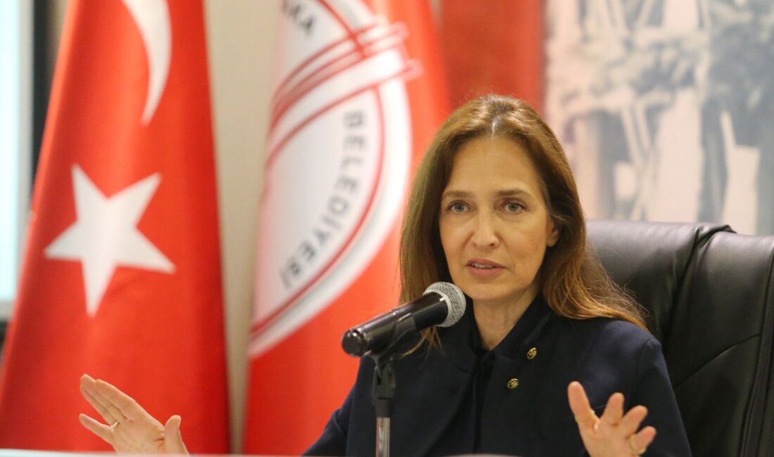 Karşıyaka Belediye Meclisi’nin Kasım ayı toplantısında konuşan Başkan Yıldız Ünsal,