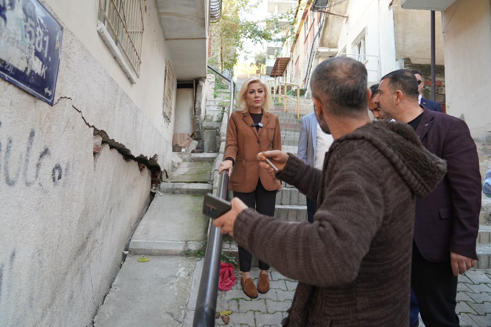 AK Parti İzmir Milletvekili Şebnem Bursalı, Onat Tüneli çalışmaları nedeniyle