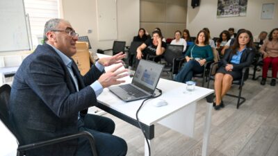 Bornova Belediyesi, çocuklara çevre bilinci kazandırmak için öğretmenleri “Yeşil Gelecek”