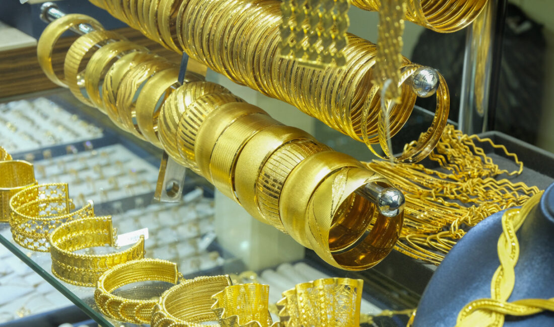 Gram altın fiyatı 5.470 TL’ye geriledi; yatırımcılar işçilik farkını göz