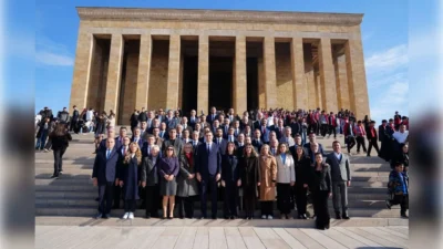 CHP İzmir İl Başkanı Çağatay Güç ve il örgütü, Anıtkabir’i