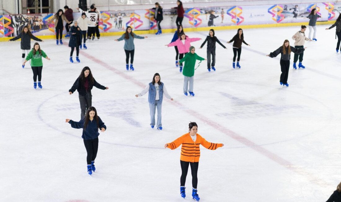 İzmir Büyükşehir Belediyesi Buz Sporları Salonu, 2025-2026 sezonunu “Haydi Kadınlar