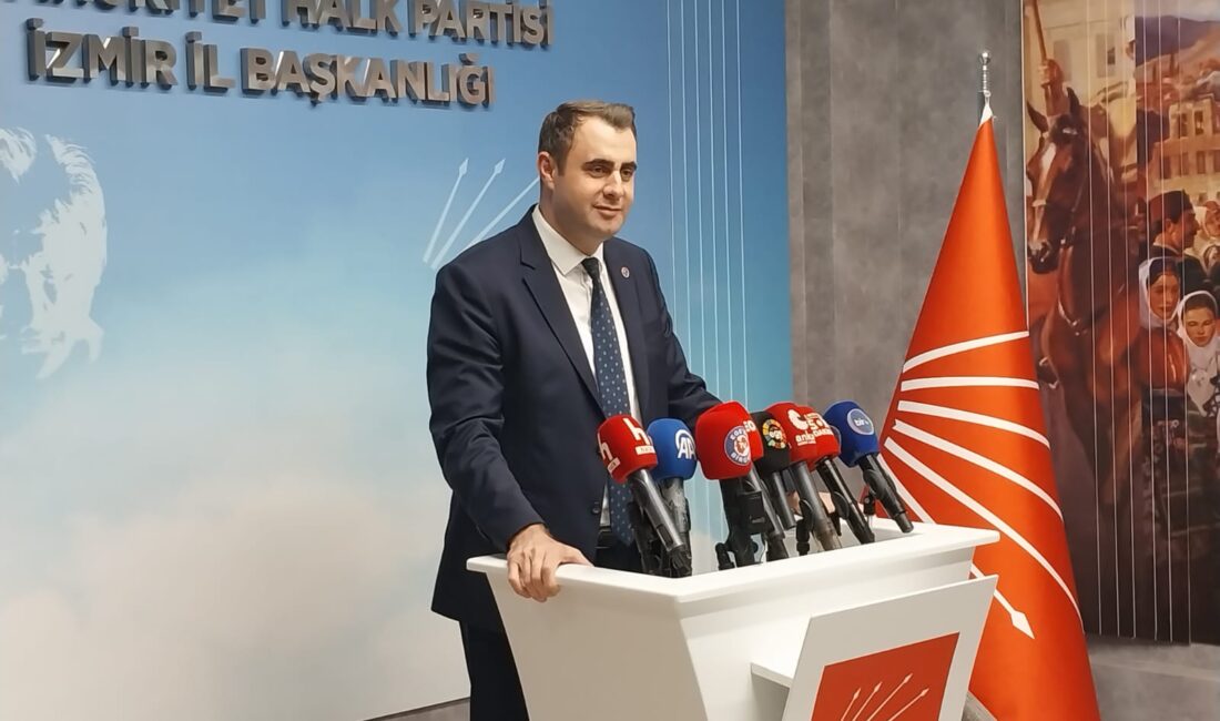 Güç, İzmir örgütünde yeni dönemi açıkladı: "16 komisyonla iktidara hazırlanıyoruz.