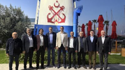 CHP İzmir İl Başkanı Çağatay Güç, Ensar Aytekin'in katılımıyla düzenlenen