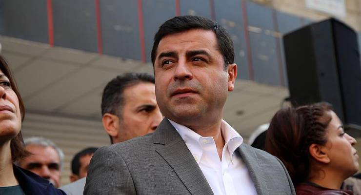 Hürriyet gazetesi yazarı Abdulkadir Selvi, eski HDP Eş Genel Başkanı