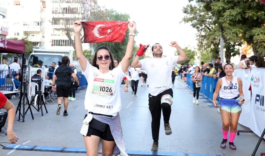 Karşıyaka Belediyesi’nin geleneksel hale getirdiği “Ata’dan Ana’ya Saygı Koşusu”, 31’inci